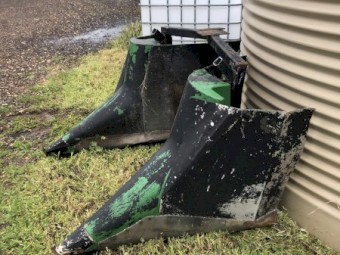 Crop Dividers for Sprayer