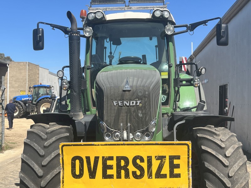 2015 Fendt 824 Tractor