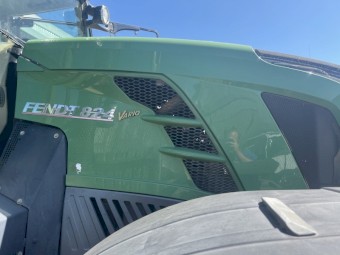 2015 Fendt 824 Tractor
