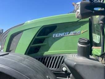 2015 Fendt 824 Tractor