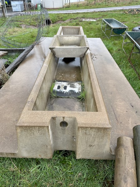 PW Combination Stock Trough