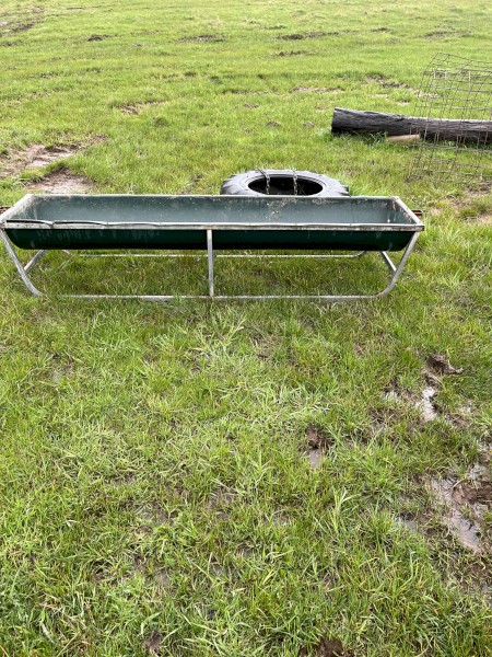 Small Cattle/Sheep Feeder