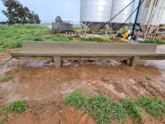 10 X 6Mtr Concrete Feed Troughs