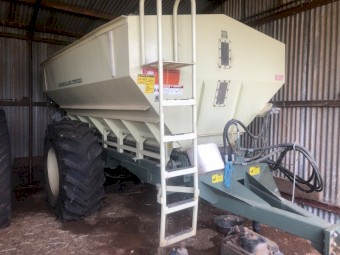 2012 Marshall multi spreader 810