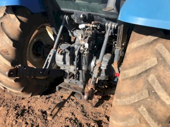 New Holland Ford 5640 FEL FWA Tractor