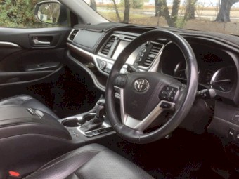 2015 Toyota Kluger Grande AWD 99,000kms