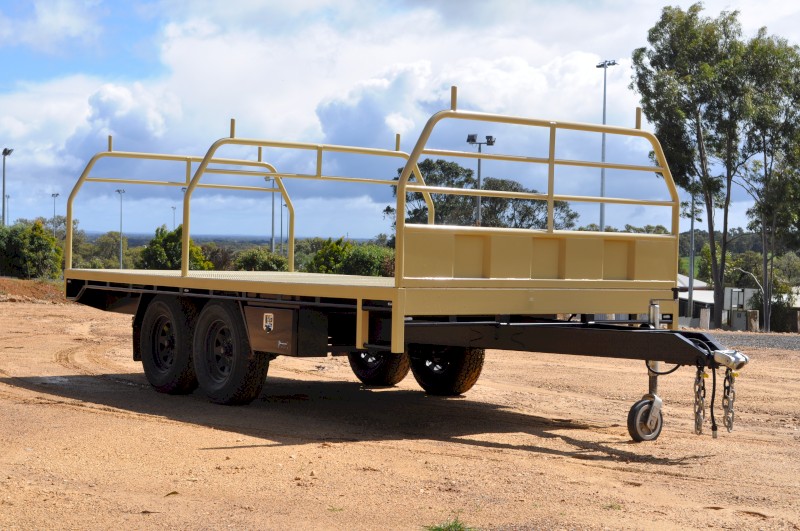 Heavy Duty 3.5t Flat Top Toy Hauler Trailer | Farm Tender