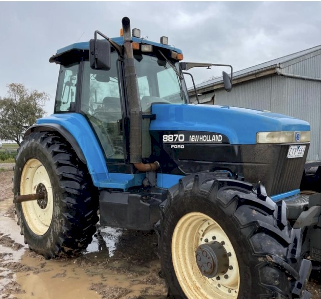 New Holland 8870 Tractor