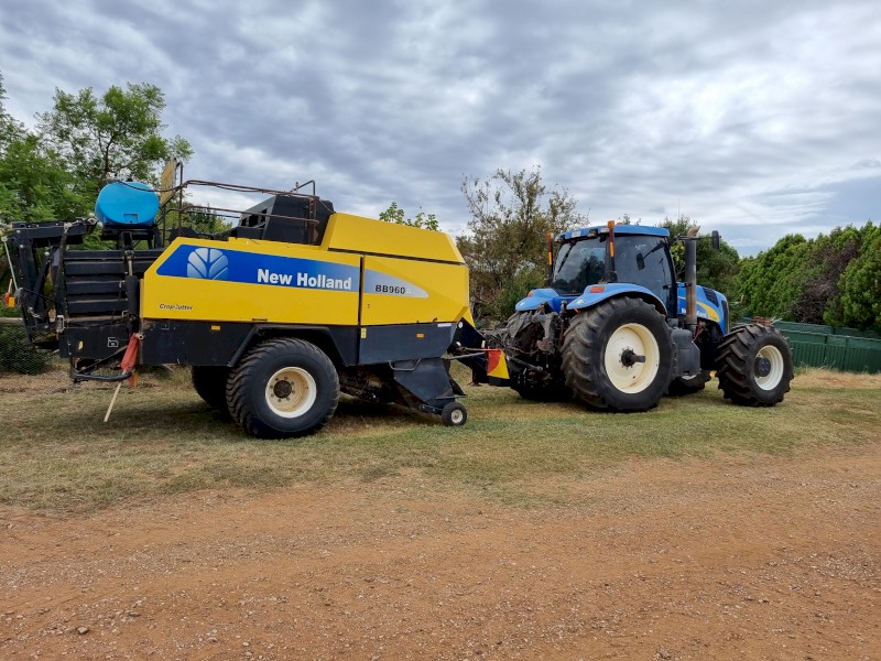 2008 New Holland BB960AR Large Square Baler