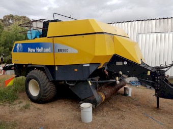 2008 New Holland BB960AR Large Square Baler