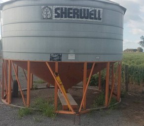 Sherwell 240 bag Auger Field Bin