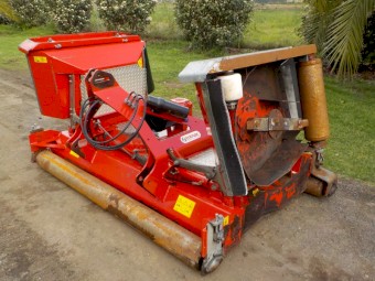 2017 Howard Trimax Stealth S3 340 Folding Winged PTO Mower/Slasher