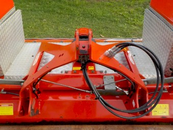 2018 Howard Trimax Stealth S3 340 Folding Winged PTO Mower/Slasher