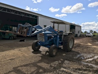 1968 Ford 5000 Tractor with FEL & attachments