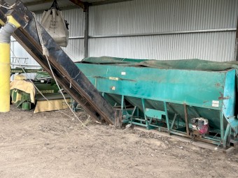 Jet stream Grain and Fertiliser Grouper. 