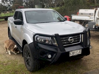 2020 Nissan Navara SL 4x4  Twin turbo diesel 