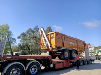 New 2022 Richard Western SF 18 Grain Auger Hydraulic Tipping Trailer