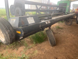 MacDon 3000 Windrower
