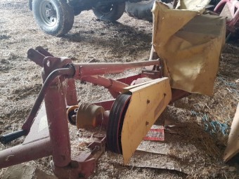 New Holland 442 four disk mower