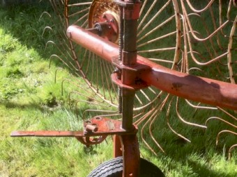 Vicon 5 Wheel Hay Rake