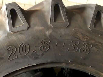 20.8-38 BKT TR-135 12 Ply Tractor Tyre