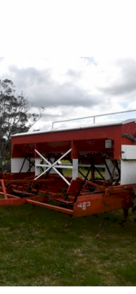 Napier Grasslands 423 Trash Seeder 24 run