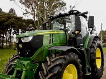 2018 John Deere 6250R 4x4 290hp Agricultural Farm Tractor