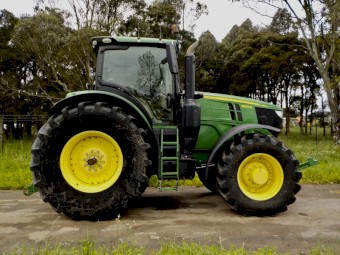 2018 John Deere 6250R 4x4 290hp Agricultural Farm Tractor