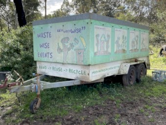 Double exel Enclosed trailer