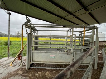 Miscellaneous dairy equipment