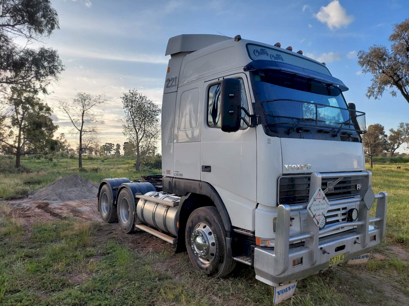 2001 Volvo FH 12 Globetrotter Truck