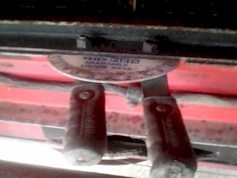 White 8900 with 22' Open Front & trailer - $3600 No GST Applies