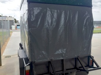 10ft x 5ft Enclosed Tandem Trailer 
