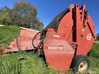 Heston 5800 Round Hay Baler