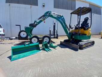 New Lovel 1.8 Tonne Zero Swing Excavator + 4 Attachments