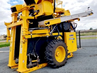 2014 Leda H-Series MKIII Tow Behind Grape Harvester