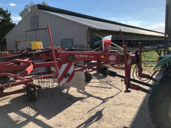 2009 Lely 725 Hibiscus Hay Rake