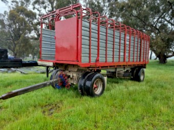 1982 Gatton Dog Trailer with cattle crate