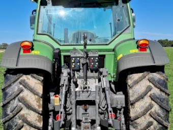 2015 Fendt  211 Vario Tractor