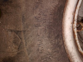 21.5L-16.1 Tyres on Macdon Rims x 2