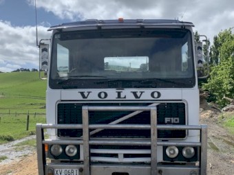 1986 Volvo F10 Prime Mover