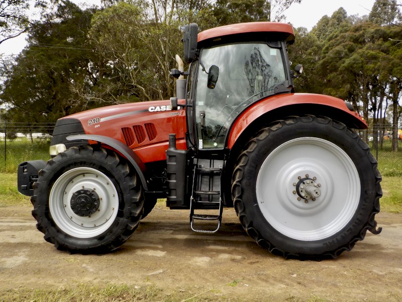 2017 Case IH Puma 210 CVT 242hp 4x4 Agricultural Farm Tractor