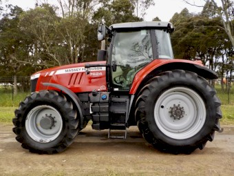 2017 MASSEY FERGUSON 7624 DYNA 6 4x4 220hp Agricultural Farm Tractor