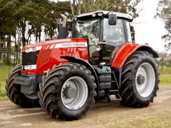 2017 MASSEY FERGUSON 7624 DYNA 6 4x4 220hp Agricultural Farm Tractor