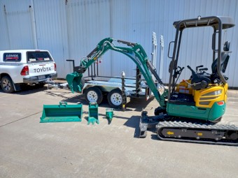 1.8T Tilting Quick Hitch Excavator + Trailer & 6 Attachments