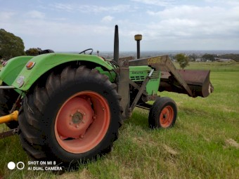 Deutz 5206 Tractor with Loader