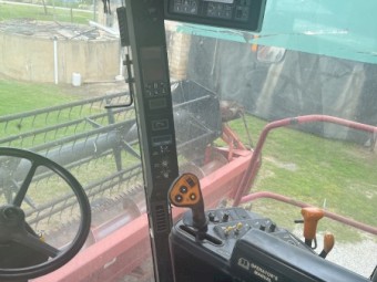 2000 Case IH 2388 Header with 30ft Front