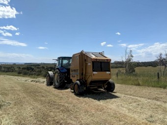 Vermeer 504 Round Baler