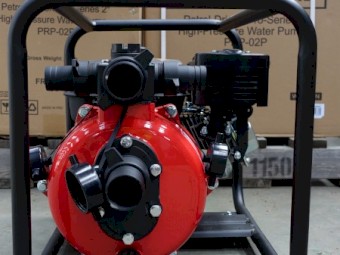 New Warton Petrol driven Pro Series @” 220 PSI, Water pump.