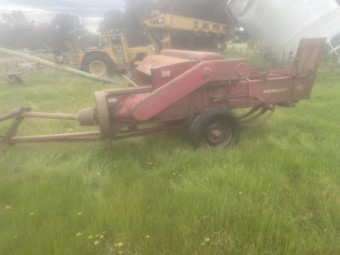 New Holland 68 Small Square Hay Baler